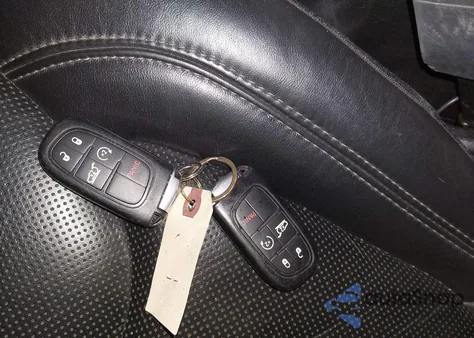 2019 Jeep Cherokee Limited Fwd from USA, damaged, VIN 1C4PJLDB4KD185156